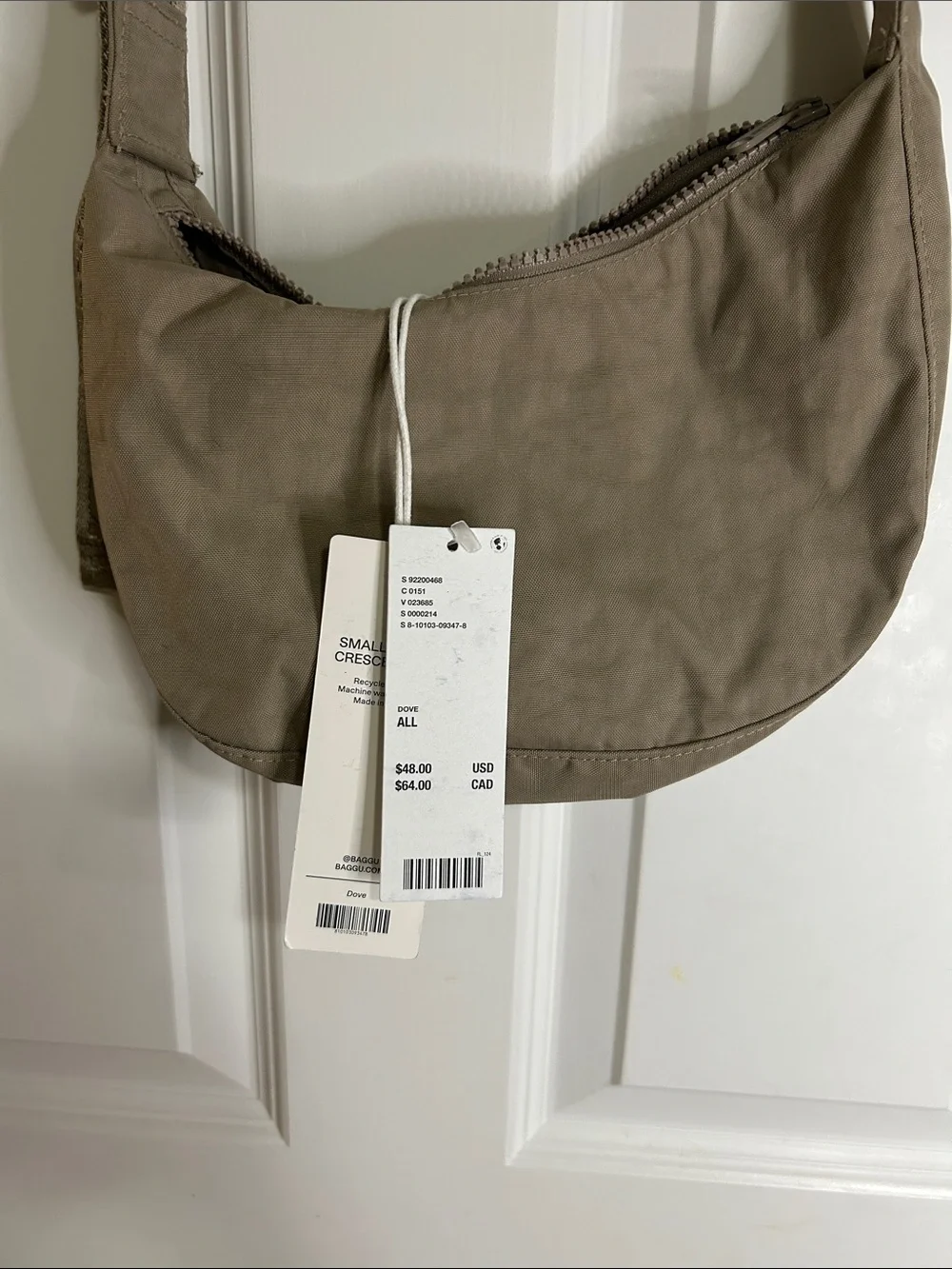 BAGGU compact crescent